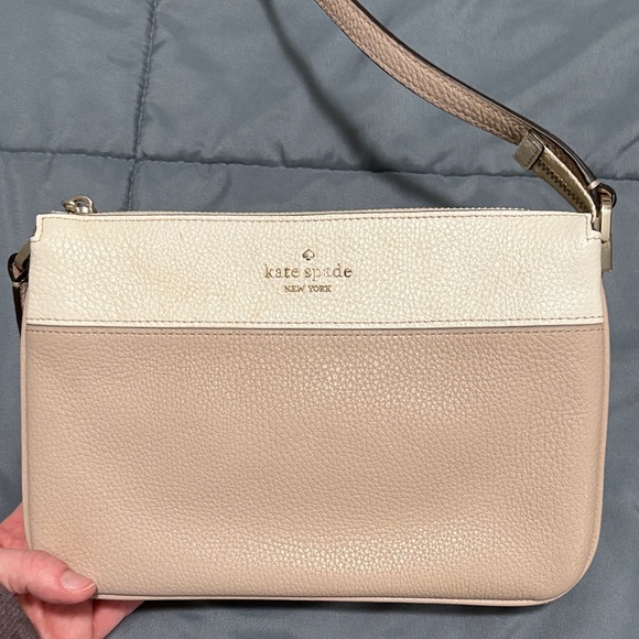 Kate Spade Tan and Cream Crossbody Bag - Picture 5 of 5